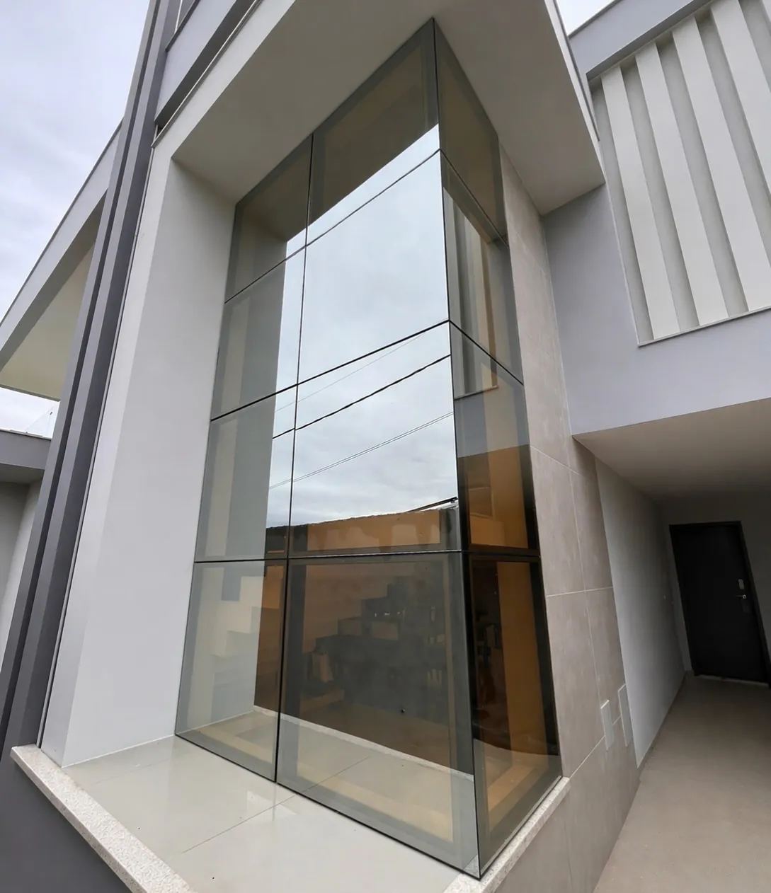 Obra de esquadrias de alumínio em São Gabriel da Palha e região — Grand Vidros
